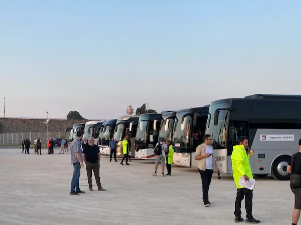 Séminaire entreprise transporté en autocar à Lyon